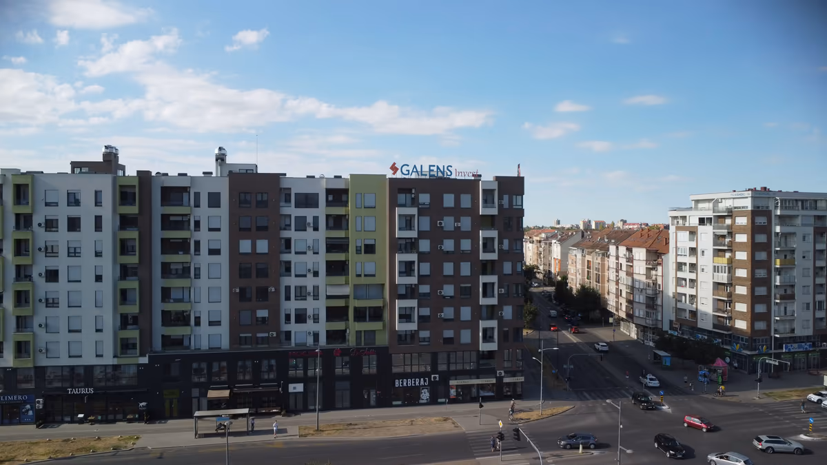 Avenija 1 - referenca
